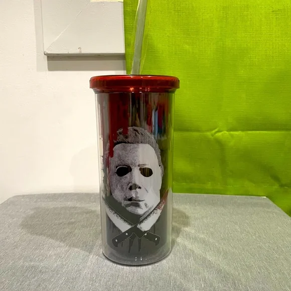 LAST ONE!! HALLOWEEN 2 MICHAEL MYERS CARNIVAL CUP WITH LID AND STRAW - Picture 4 of 7
